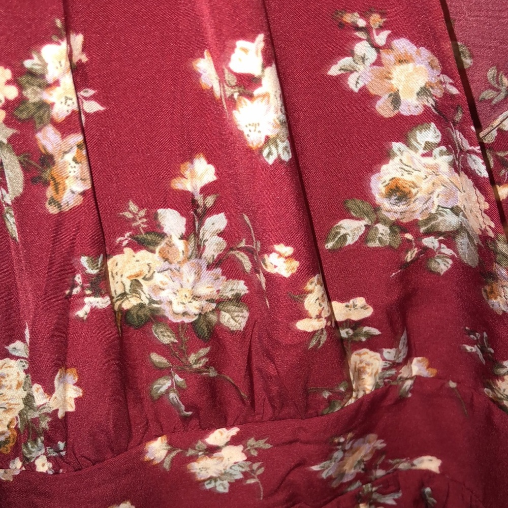 Long Sleeve Red Flower Dress - Picture 8 of 12